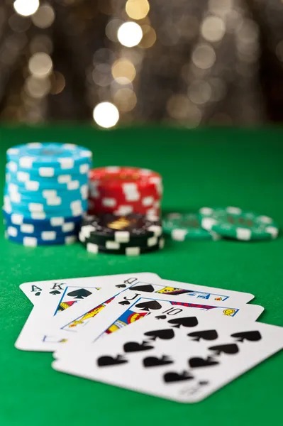 Live Draw broadcast showing numbered balls and real-time results on sule slot